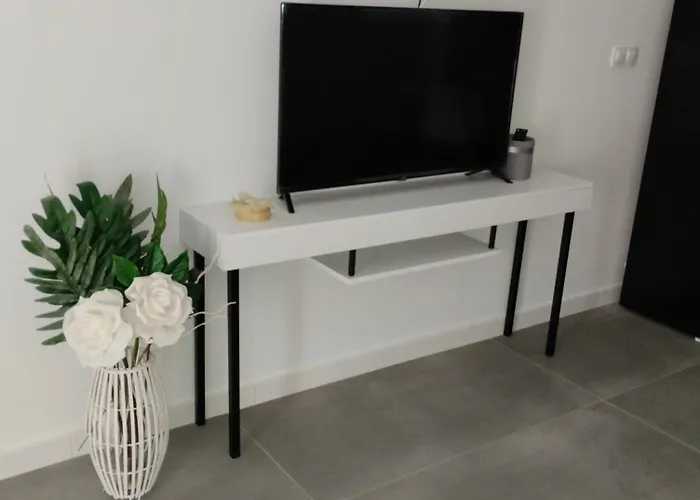 Alba , Junto Al Estadio Futbol Y Ribera